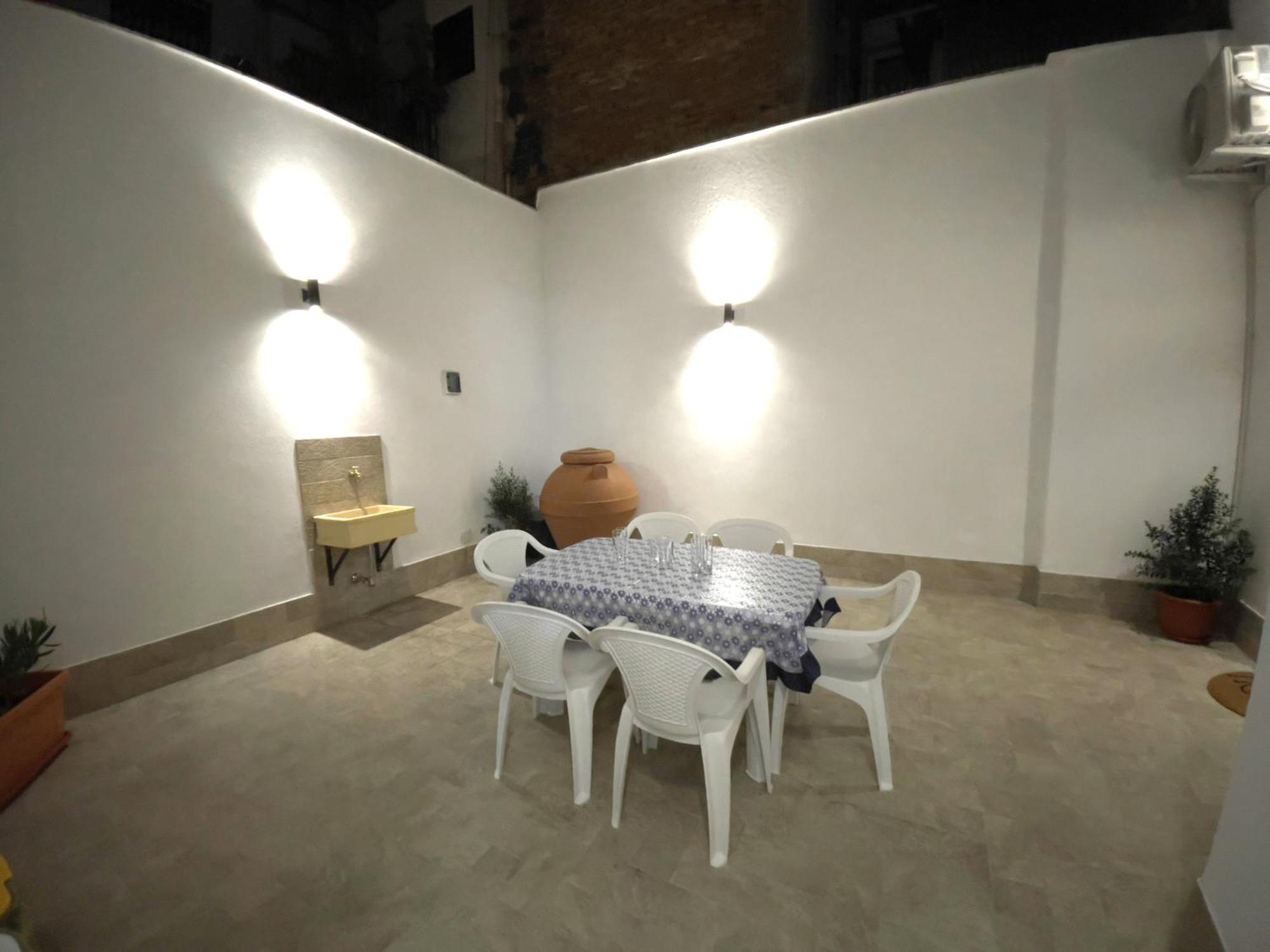 Terrazzo Garibaldi Holiday Home Catánia Buitenkant foto